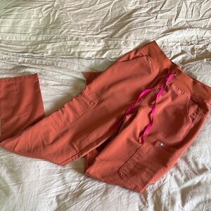 Terracotta small/ tall figs pants